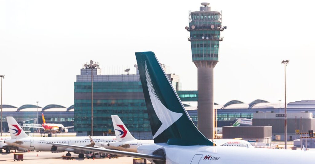 Illustration de Grève des contrôleurs aériens suspendue en France air-traffic-control