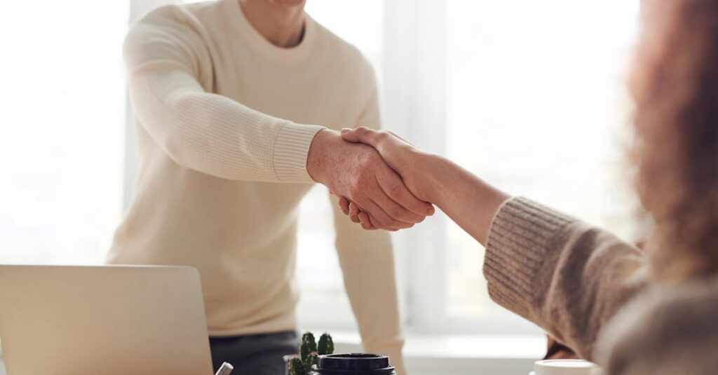 Illustration de Retailleau fustige les « faux-semblants » sur le futur gouvernement brunoo-retailleau-interview