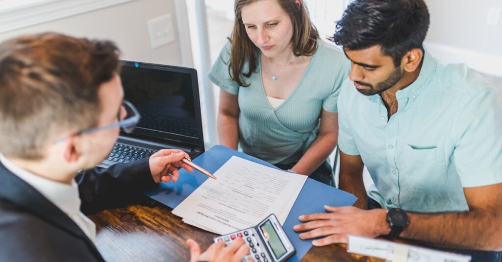 Illustration de Concubinage : le piège de la prescription des créances couple-discussing-finance