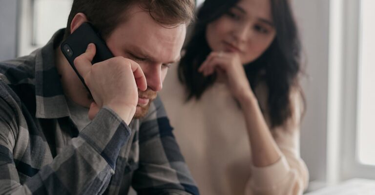 Illustration de Fin de l'iniquité fiscale pour les couples : ce qui change couple-tax-discussion-1