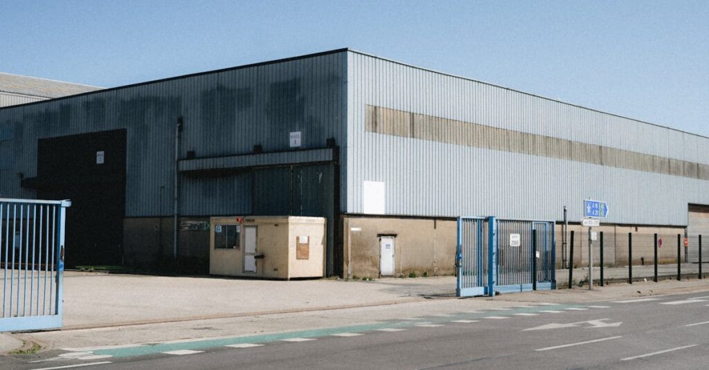 Illustration de Plan Acier UE: Séjourné à Dunkerque pour défendre l'industrie dunkerque-arcelormittal-factory