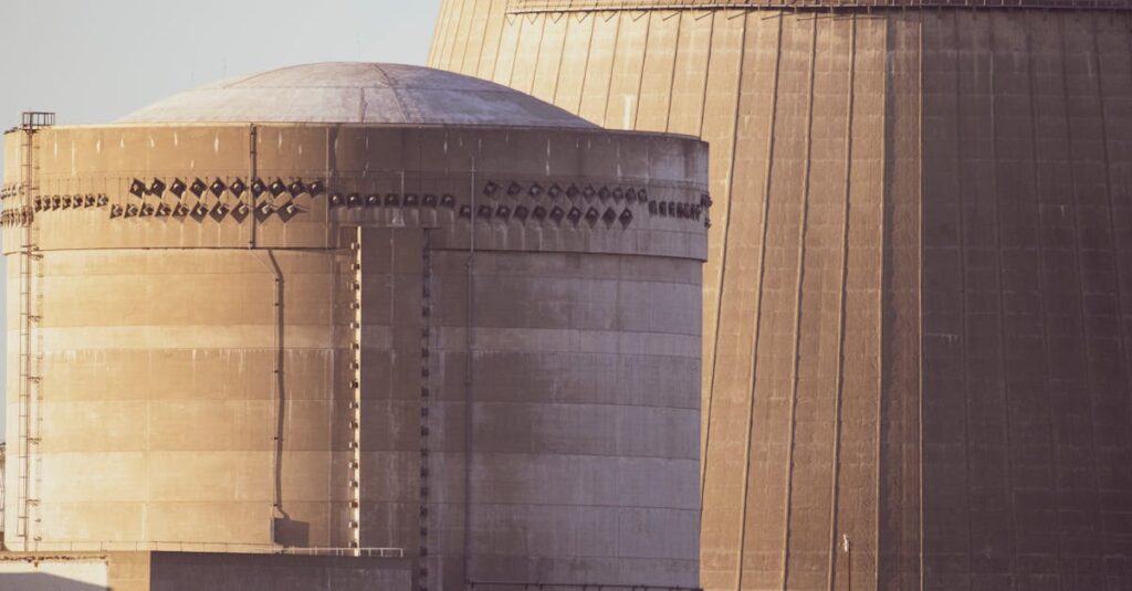 Illustration de Nucléaire iranien : fin des restrictions, tensions ravivées iran-nuclear-facility-1