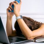 smartphone-work-distraction