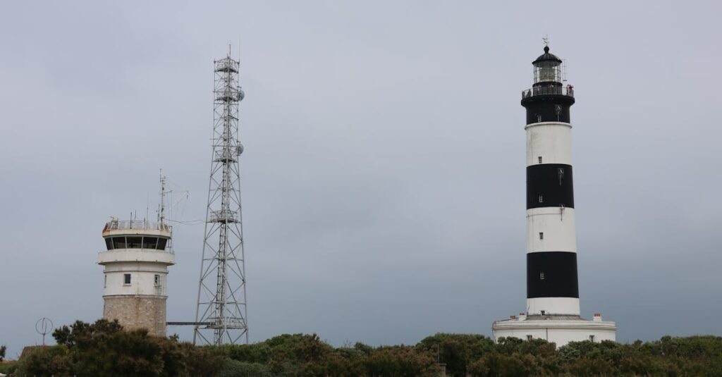 Illustration de Tempête Amy : Deux morts et coupures d'électricité en France storm-aftermath-france