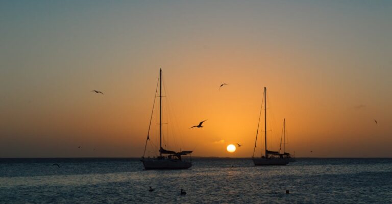 Illustration de Frappe américaine au large du Venezuela : 4 morts sur un bateau de narco-trafiquants venezuela-drug-boat-strike