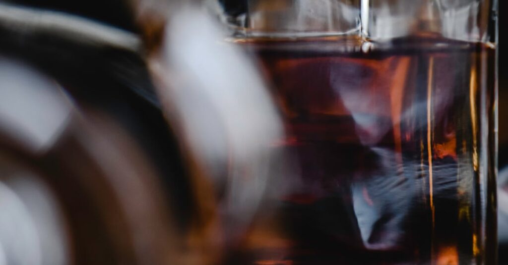 Illustration de Maison Boinaud: Du Cognac au Whisky Hériose, l'audace charentaise whisky-in-charentais-still