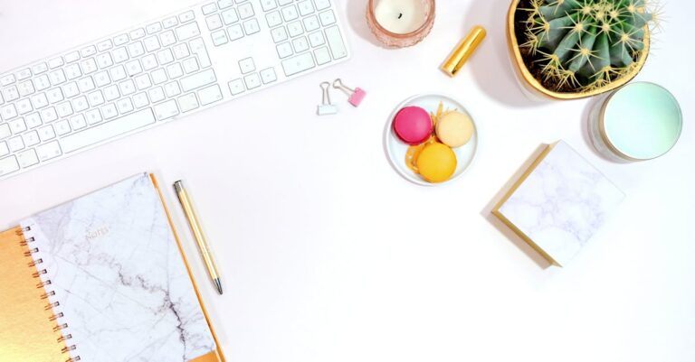 Illustration de Macron au plus bas : impopularité record et soutiens en berne Emmanuel-Macron-impopularity