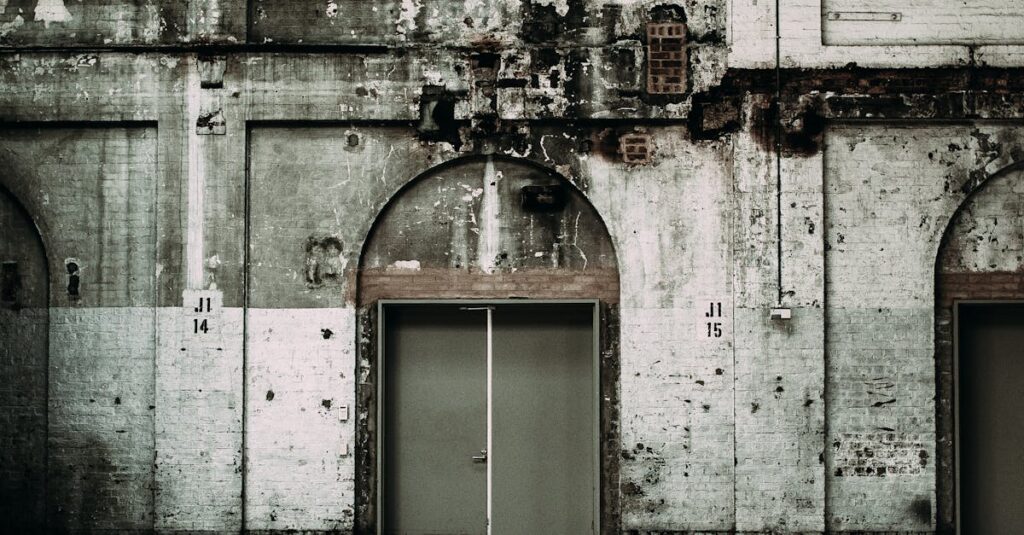 Illustration de Procès Lafarge : la reprise du délibéré sur le financement du terrorisme Lafarge-cement-factory-Syria-1