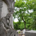 Paris-cemetery-historic-tomb