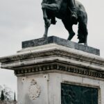 Paris-memorial-tribute