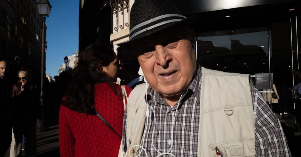 Illustration de Shein au BHV : l'affiche choc qui divise Paris Shein-BHV-Marais-advertisement