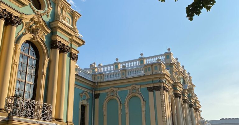 Ukrainian-President-Zelensky-Macron