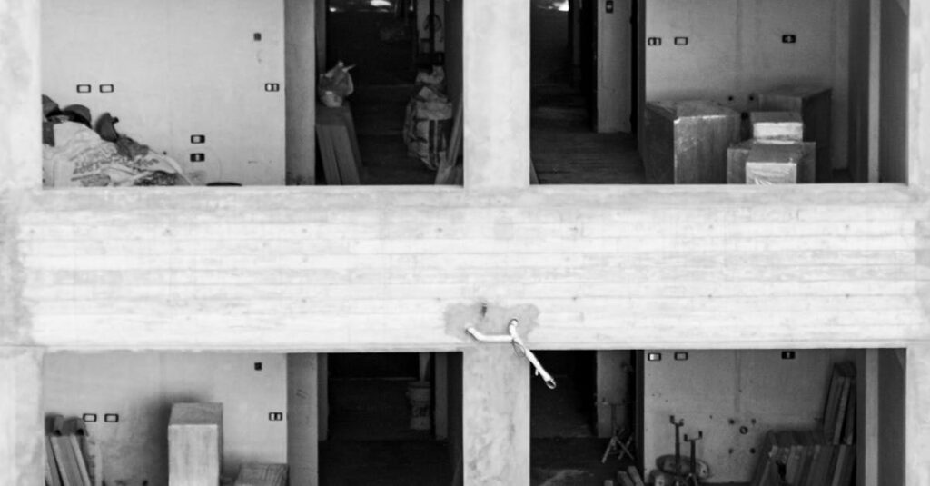 Illustration de Bouygues : Résultats solides malgré un contexte incertain bouygues-construction-site