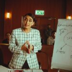 cadre-business-meeting-1