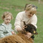 farm-squatting-mayenne