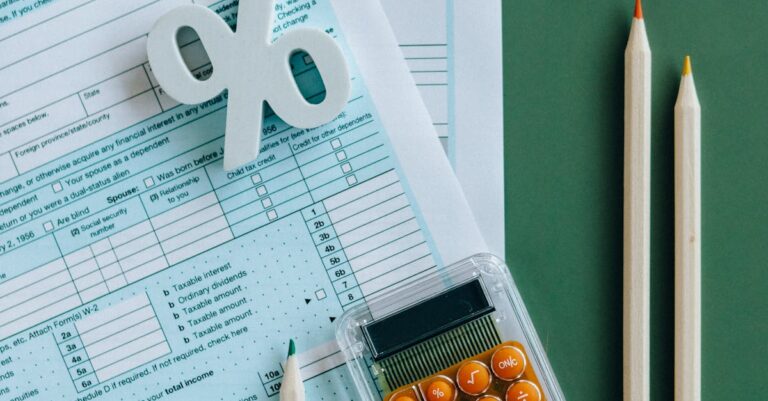 Illustration de Héritage en France : Opacité croissante des données fiscales inheritance-tax-forms