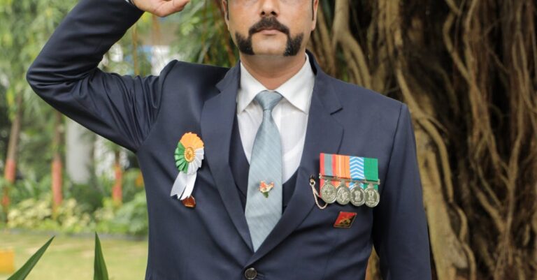 Illustration de Service militaire : les annonces d'Emmanuel Macron décryptées macron-defense-military