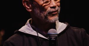 Illustration de PS isolé à gauche : un pari risqué pour 2027 olivier-faure-speech