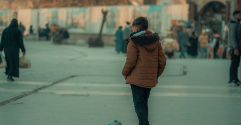 palestinian-child-football