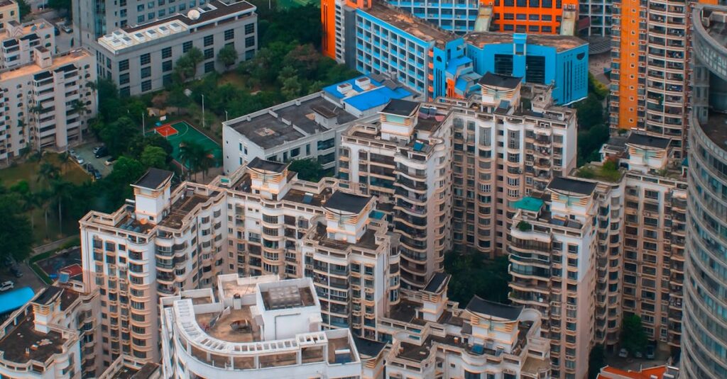 Illustration de SCPI à capital fixe : le grand retour d'un placement controversé real-estate-investment