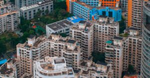 Illustration de SCPI à capital fixe : le grand retour d'un placement controversé real-estate-investment