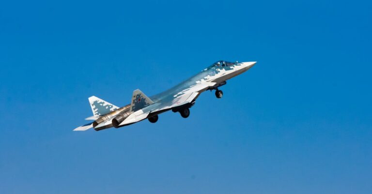 Illustration de Avion russe au Venezuela : tensions accrues avec les USA russian-military-plane