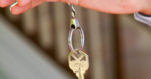 Illustration de Indivision ou SCI : le guide pour un choix éclairé family-property-ownership