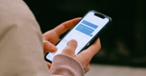 Illustration de La Russie renforce sa censure sur les réseaux sociaux russian-social-media-censorship