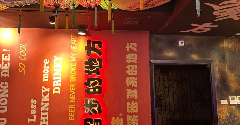 Illustration de Explosion mortelle à Crans-Montana: un bar ravagé, bilan lourd Crans-Montana-bar-explosion