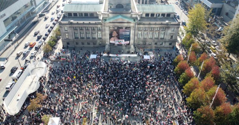 Iran-protests-street-2