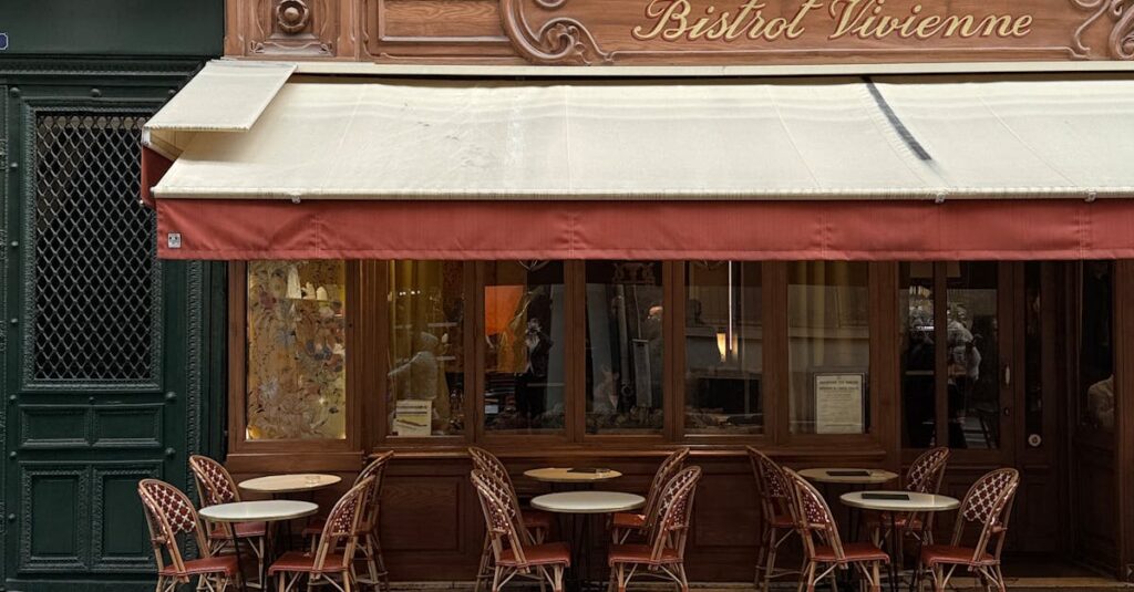 Illustration de Paris : la salle de shoot prolongée, colère des riverains Paris-Lariboisiere-street