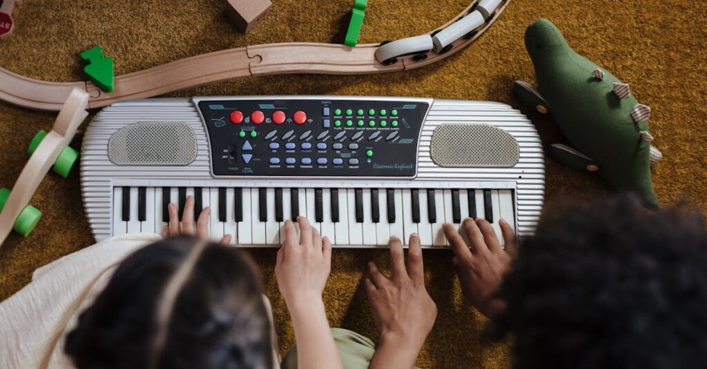 Illustration de VTech, 50 ans de succès : le géant du jouet électronique en France child-playing-electronic-toy