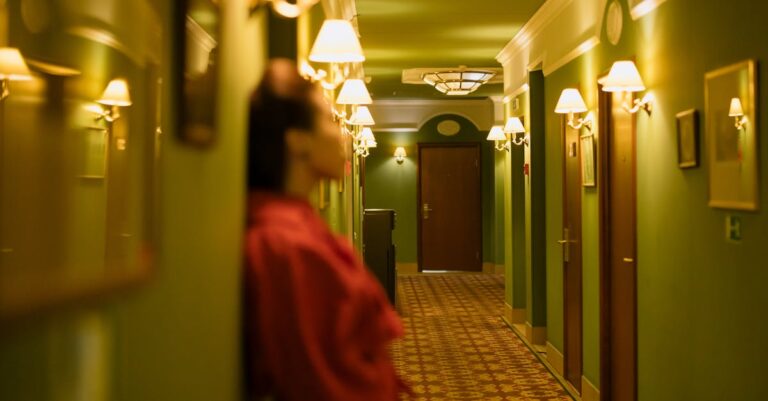 chinese-lonely-woman