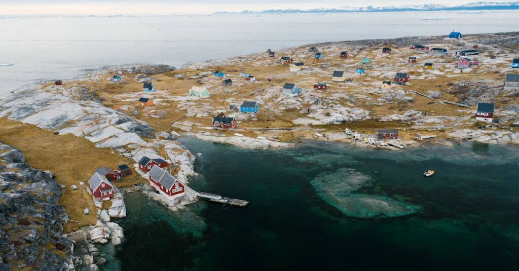 Illustration de Groenland : Les Américains rejettent les ambitions de Trump greenland-landscape-aerial