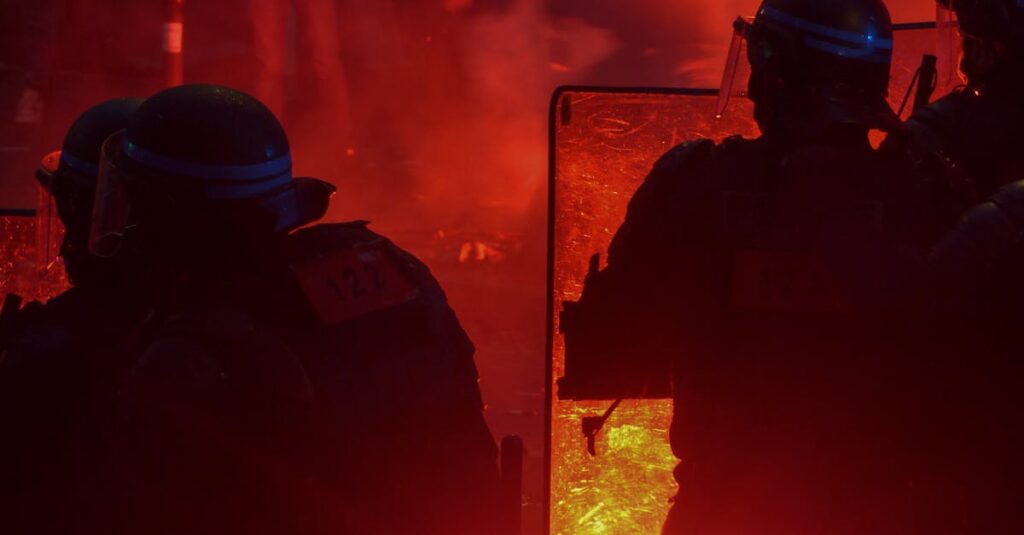 police-protest-france