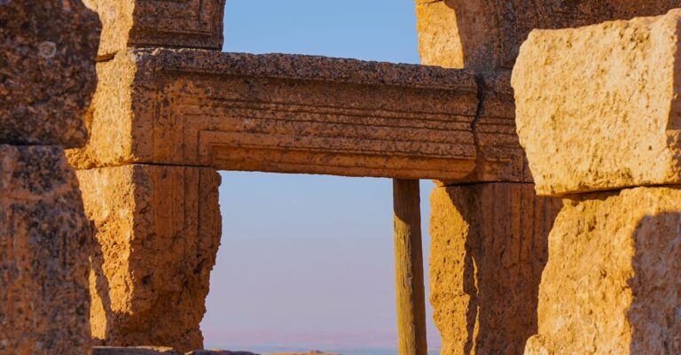 Illustration de Frappes massives contre l'EI en Syrie après l'attaque meurtrière syria-desert-airstrike