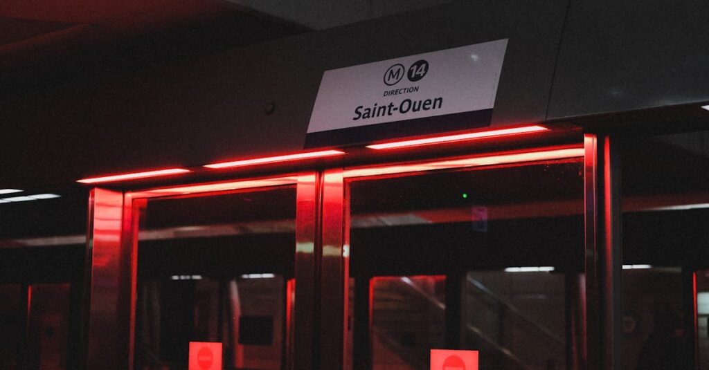 Illustration de Saint-Ouen : Karim Bouamrane face au défi des Insoumis Saint-Ouen-city-hall