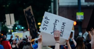 antifa-protest-crowd