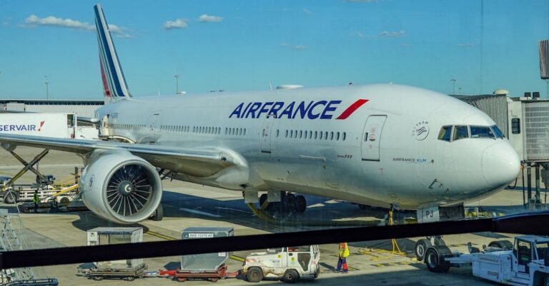 Air-France-Boeing-777