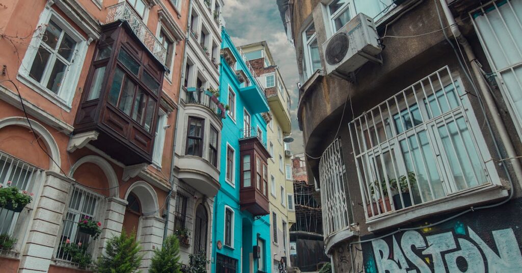 Ekrem-Imamoglu-court