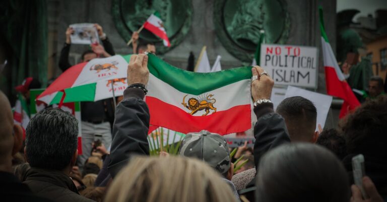 Illustration de Netanyahou face à l'Iran : une opportunité historique de briser le régime Netanyahu-Iran-conflict