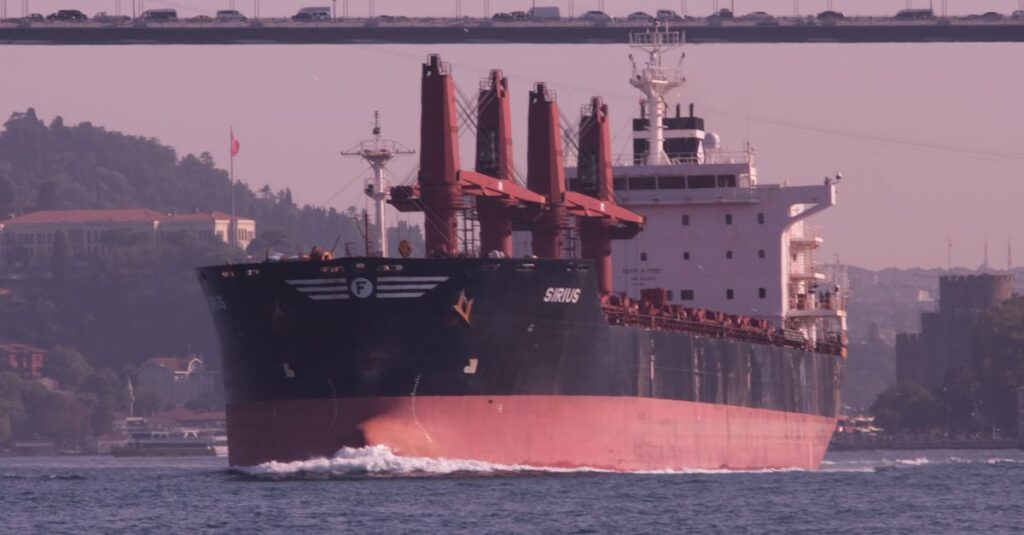 Strait-of-Hormuz-ship