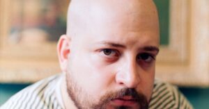 Illustration de La CEDH condamne la Russie pour l'affaire Dmitriev Yuri-Dmitriev-portrait