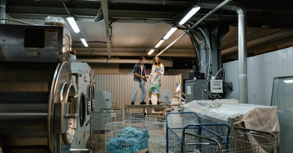 Illustration de Brandt : fin des usines françaises, 280 emplois supprimés appliance-factory-interior