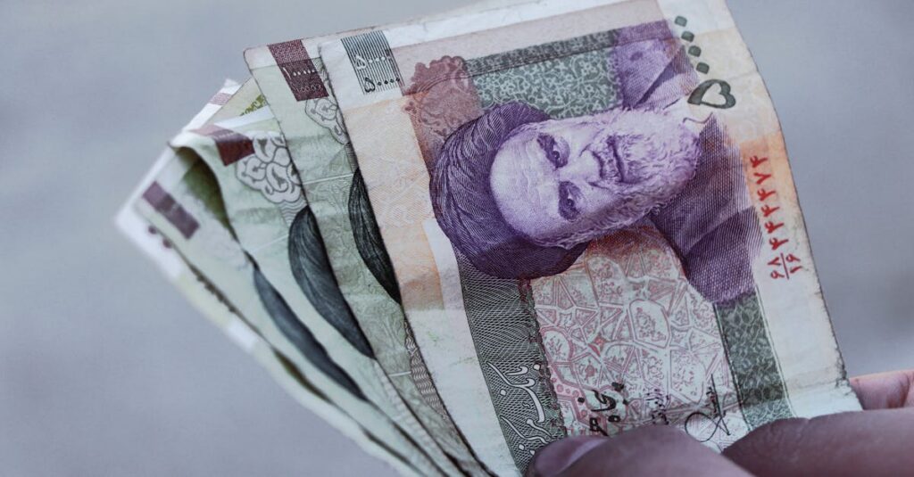 iranian-currency-rial-bills