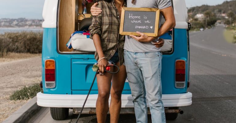 van-life-couple-dogs