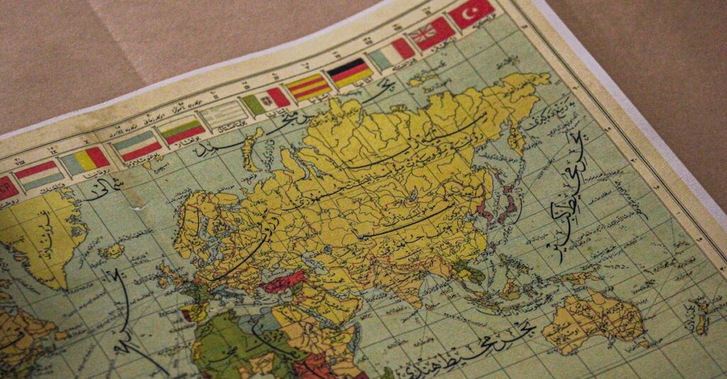 Illustration de Retour en France de deux ex-otages français après un calvaire iranien French-flag-Iran-map