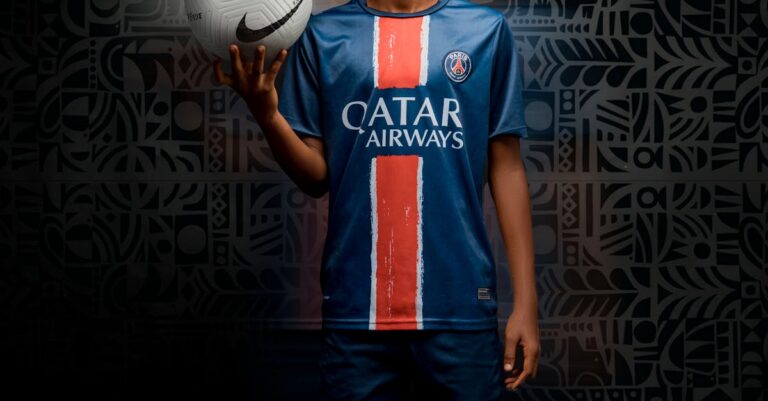 PSG-players-celebrate