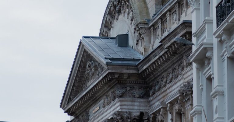 Paris-stock-exchange-3