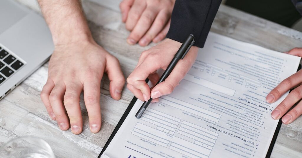 insurance-contract-hand